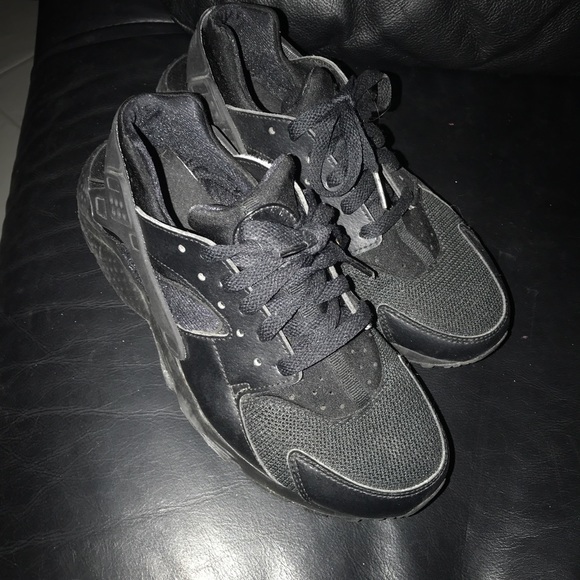 Nike Air Huarache Run Shoes youth size 5 - Picture 1 of 2